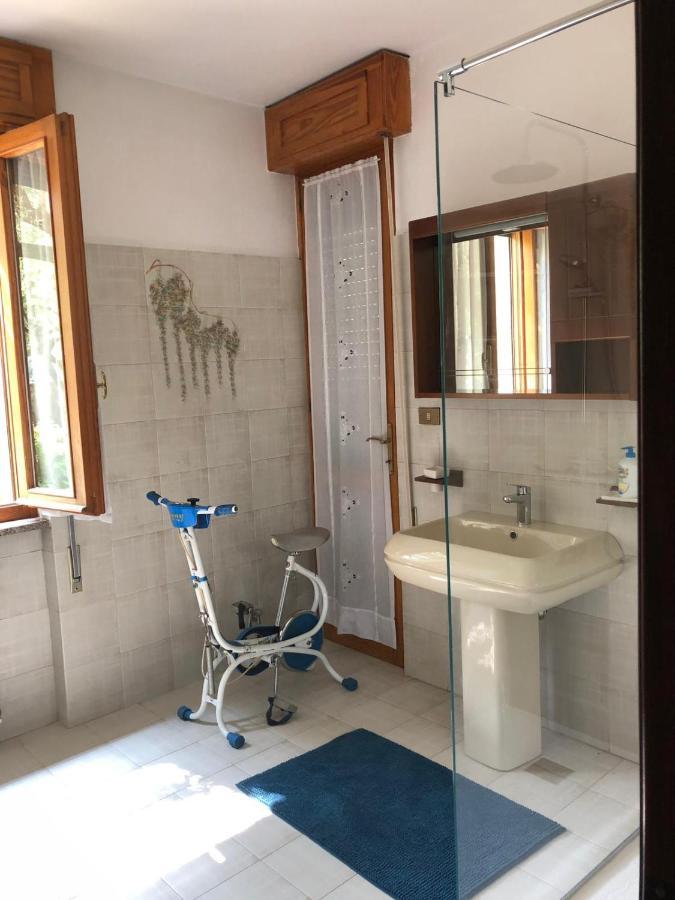 B&B Villa Rosella Appartamento Completo Di Camera Matrimoniale E 2 Letti Singoli Villanuova sul clisi Exteriör bild